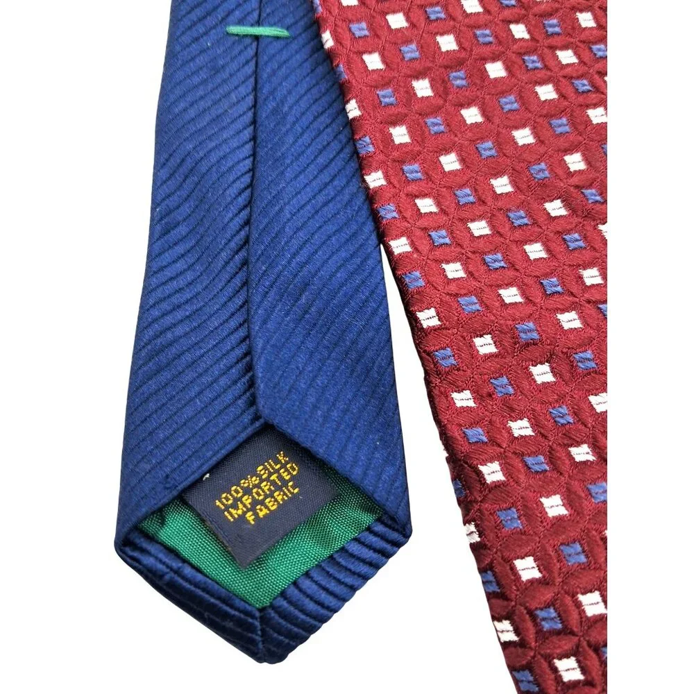 Vintage Tommy Hilfiger Mens Tie 100% Silk‎ Red Blue Geometric Pattern
